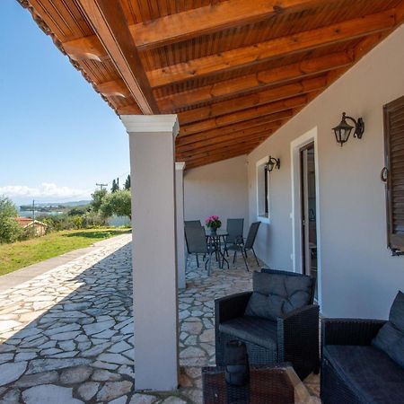 Astrakeri Sea Side Hill Apartment Екстериор снимка