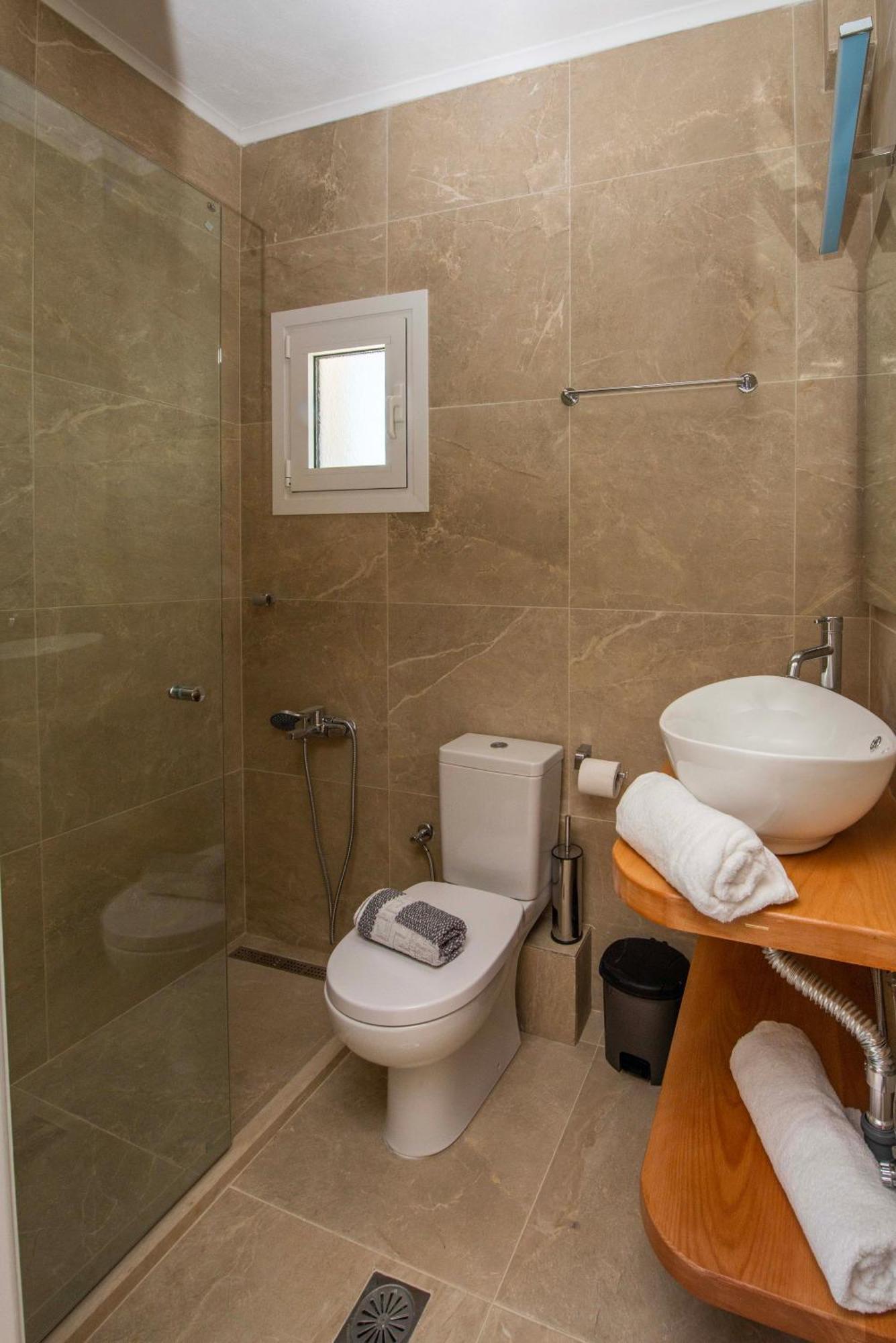 Astrakeri Sea Side Hill Apartment Екстериор снимка