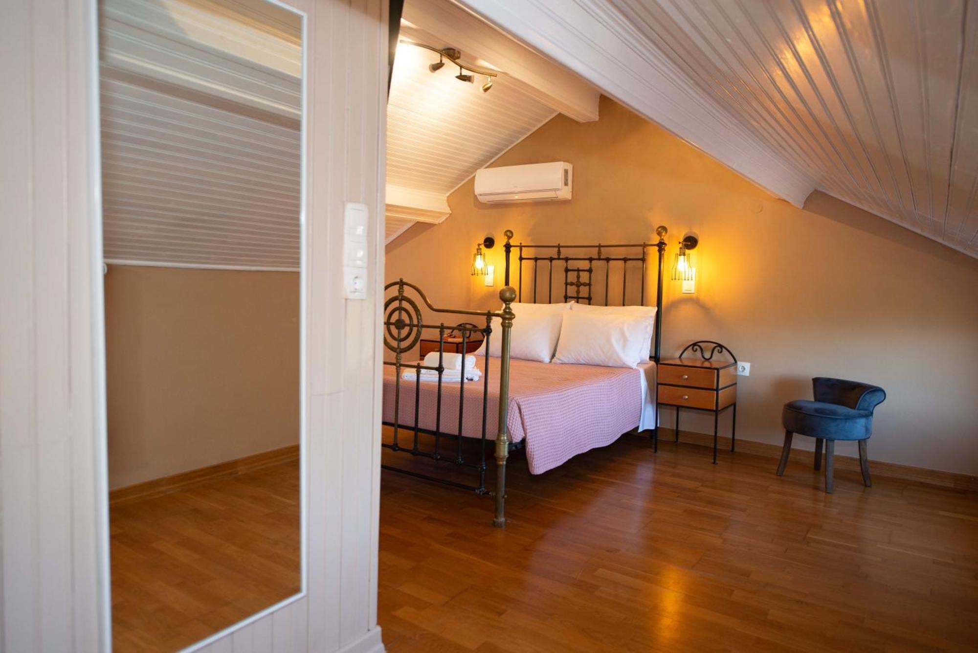 Astrakeri Sea Side Hill Apartment Екстериор снимка