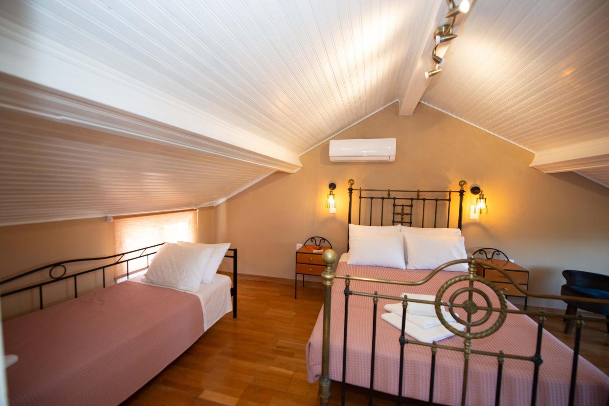 Astrakeri Sea Side Hill Apartment Екстериор снимка
